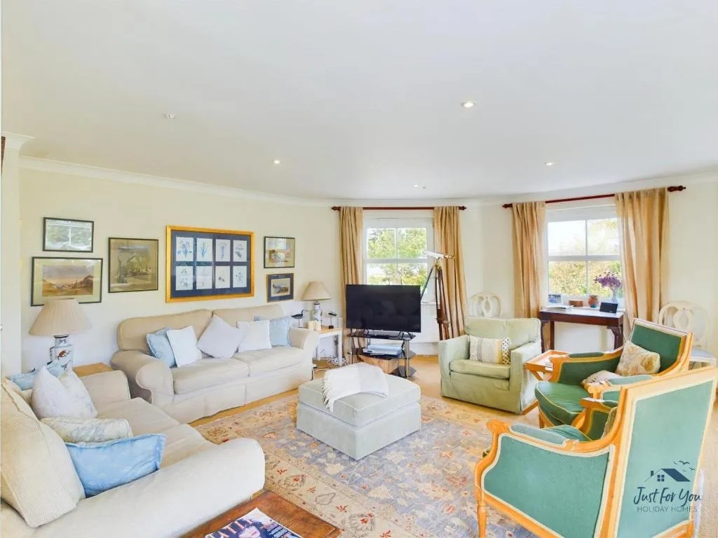 Image of 16 Solent Landing