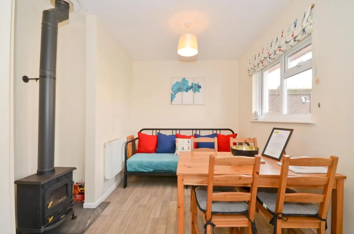 Image 2 of 18 Tollgate Cottages