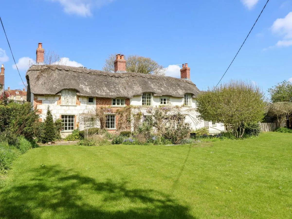 Image 5 of 19 Clatterford Shute