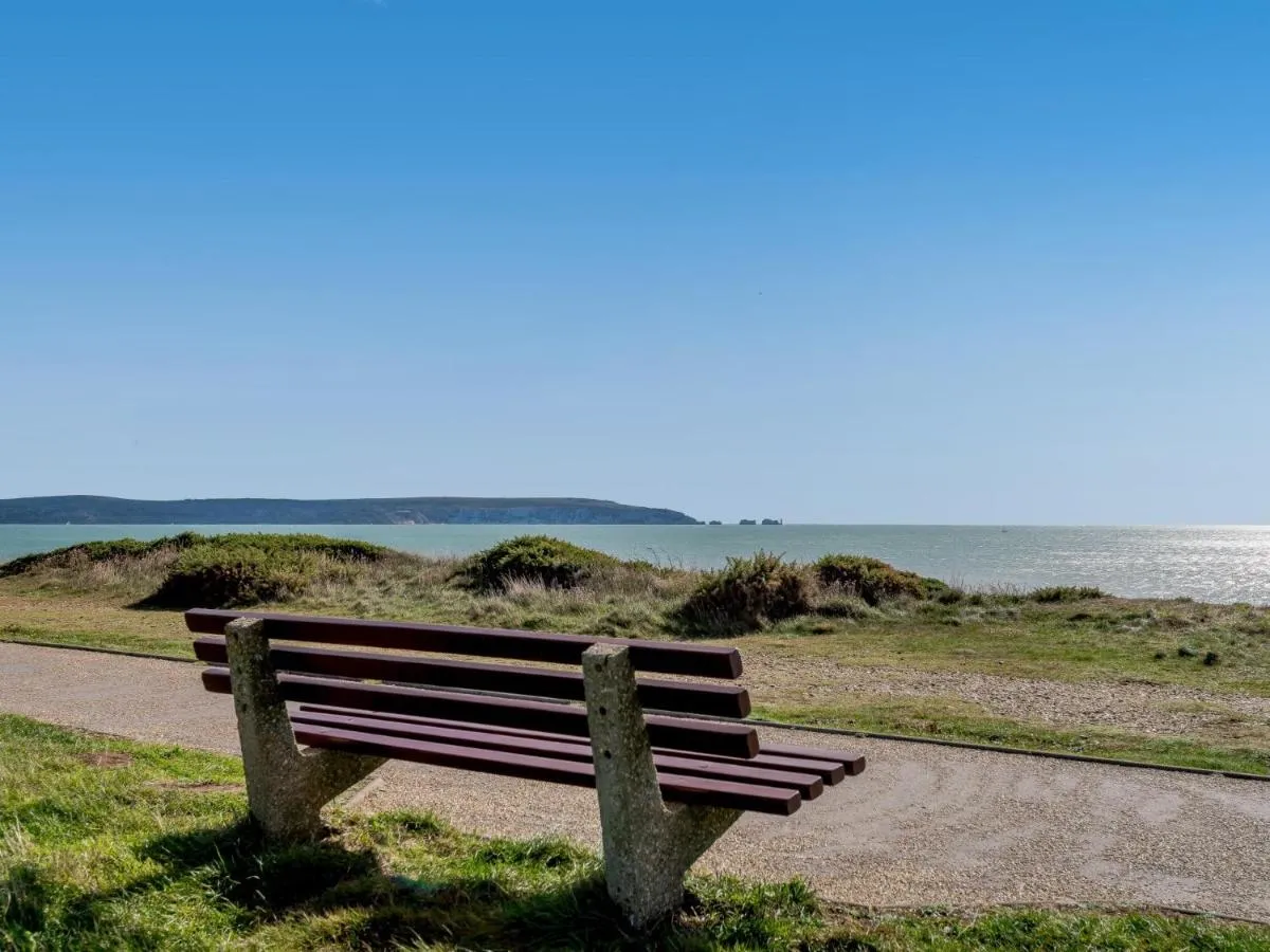 Image 5 of 1 Bed in Milford on Sea 79332