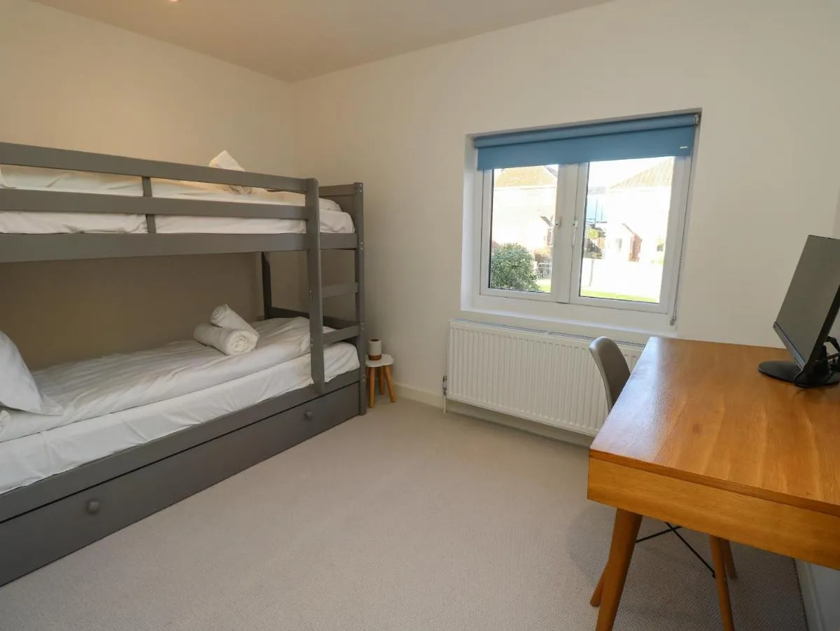 Image 1 of 1 Star Cottages