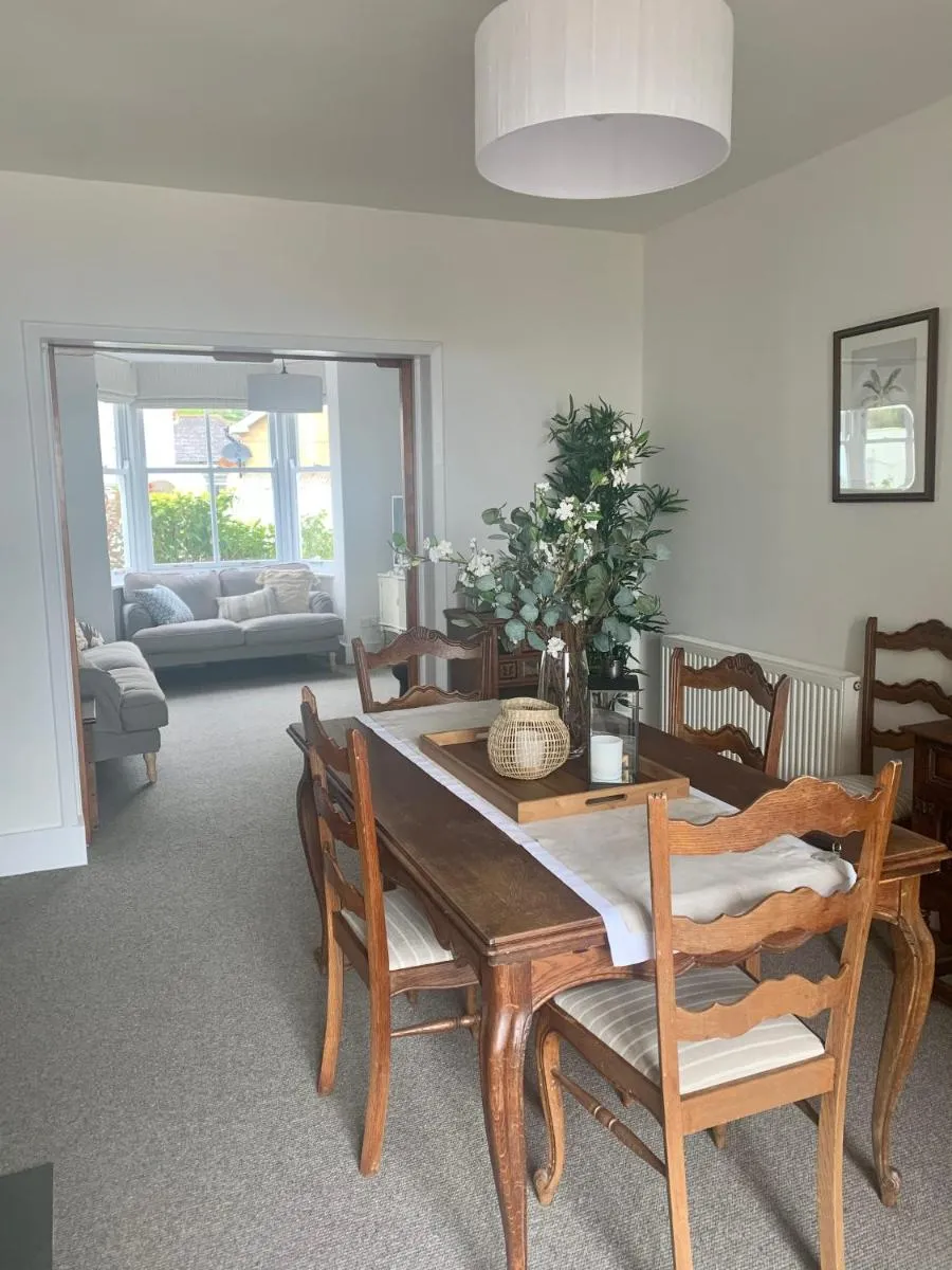 Image 3 of 28 North, Stunning Costal home with Generous Ferry Reduction