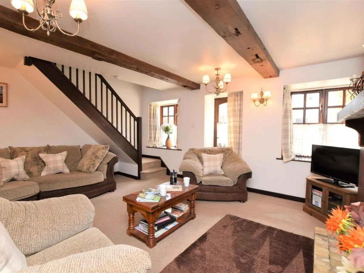 Image 4 of 2 bed property in Shanklin Isle of Wight IC059