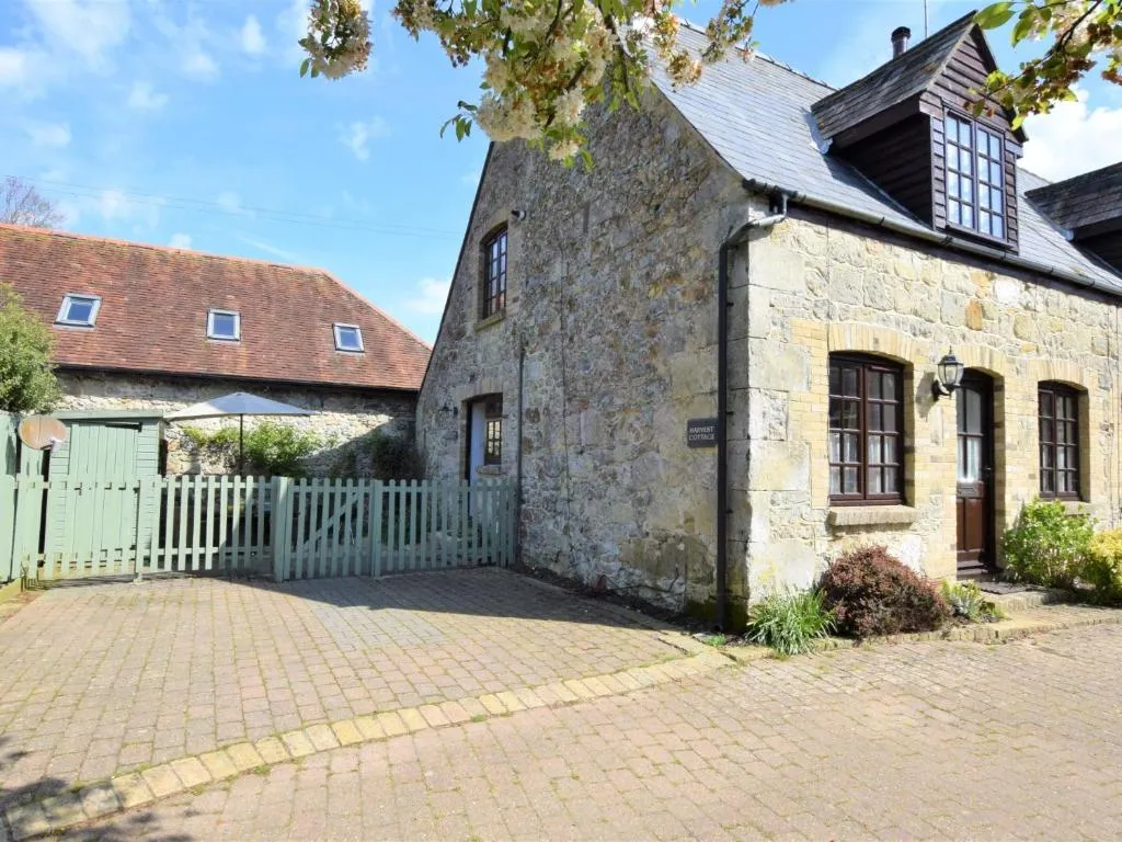 Image of 2 bed property in Shanklin Isle of Wight IC059