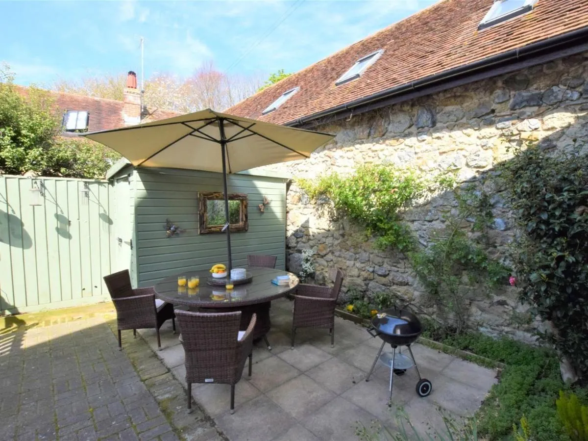 Image 5 of 2 bed property in Shanklin Isle of Wight IC059