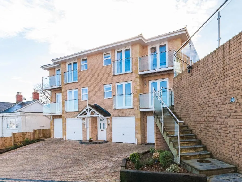 Image of 3 Bed in Shanklin IC113