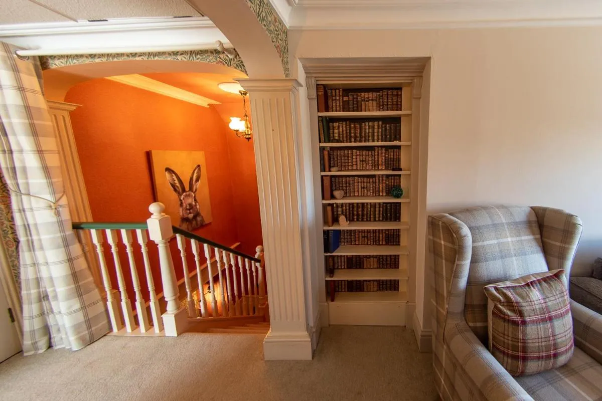 Image 4 of 3, The Dolphin, 49 Quay Street – Stunning apartment – Quintessential – Quay views – Sleeps 2-4 people