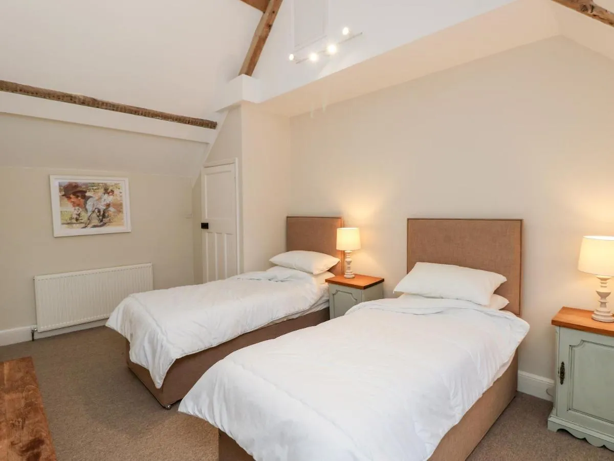 Image 1 of Appuldurcombe Farmhouse