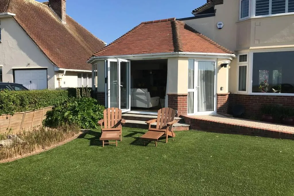Image 5 of Barton on Sea self contained, stunning sea views