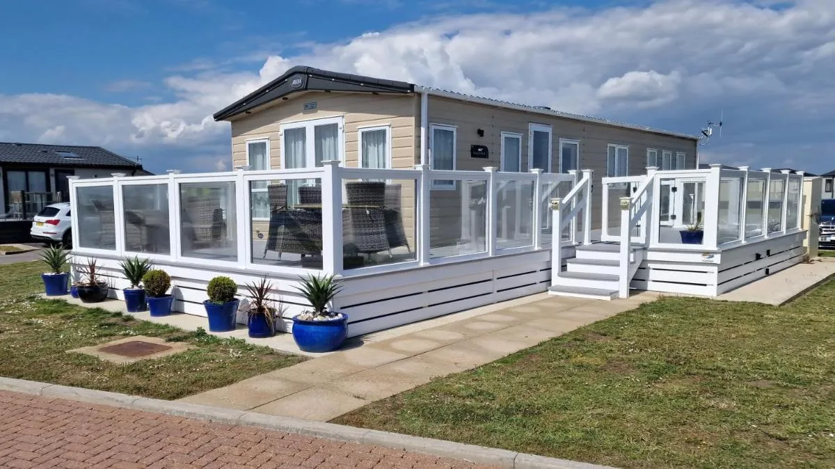 Image of Beaumont, West Point Lodge, Luxury Escape Selsey