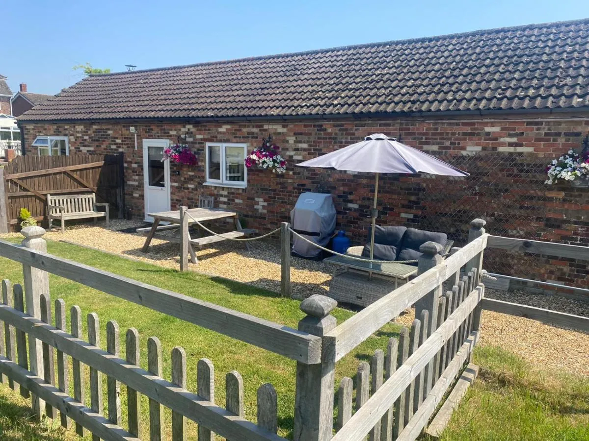Image 1 of Beautiful Rural Self Contained Farm Annex