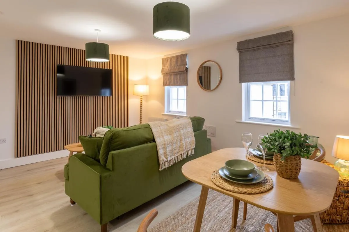 Image 5 of Beautiful apartment in city centre