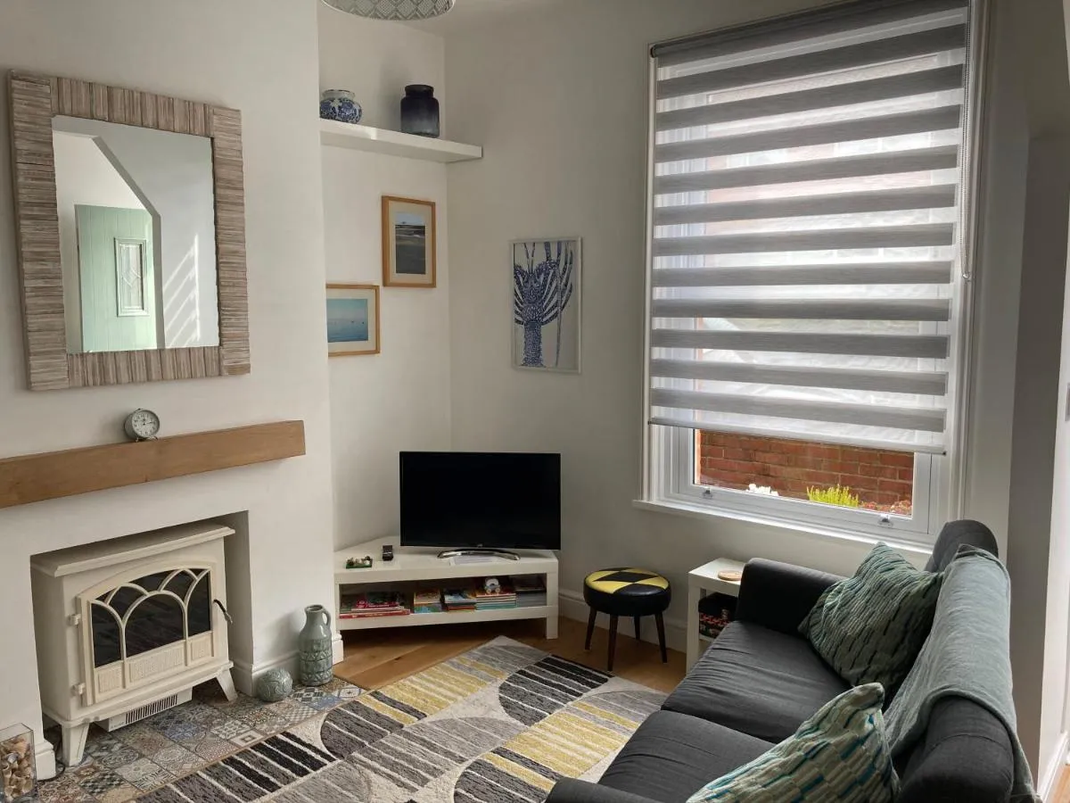 Image 4 of Beresford81