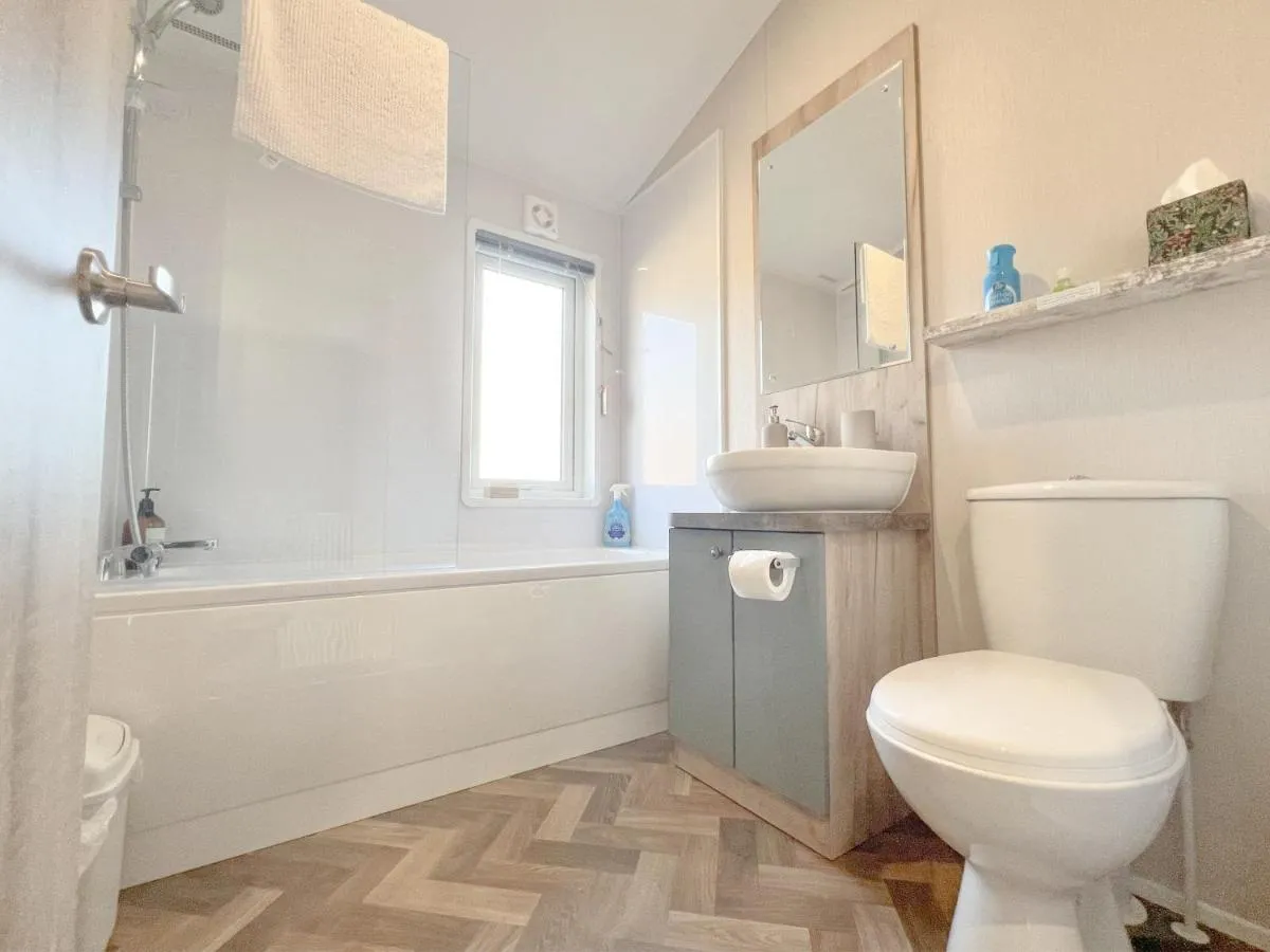 Image 2 of Carpenters Lodge the perfect dog friendly retreat