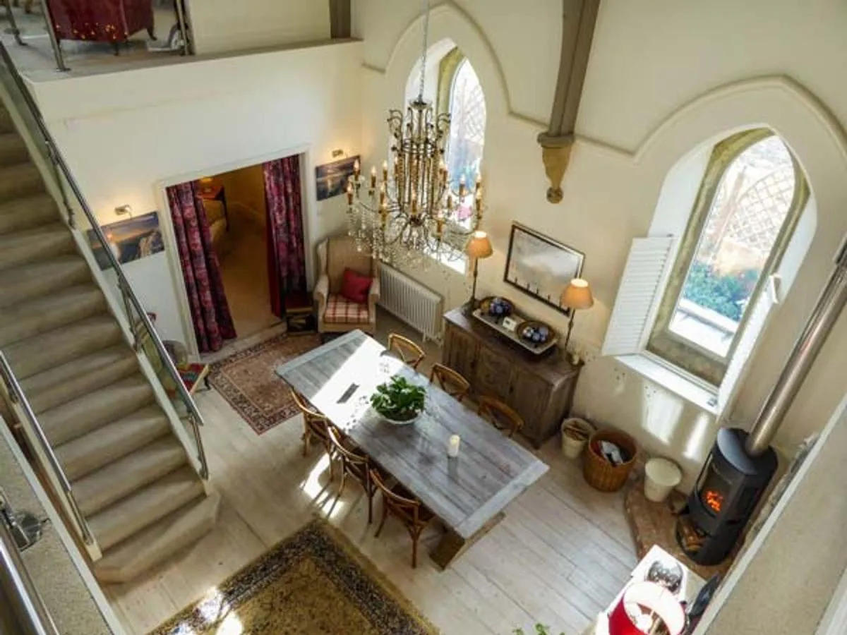 Image 4 of Chapel House