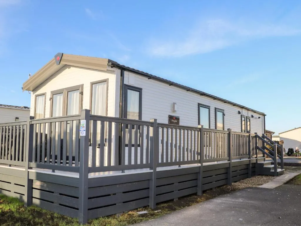 Image of Chichester Lakeside Holiday Park