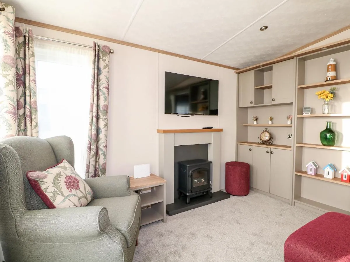 Image 4 of Chichester Lakeside Holiday Park