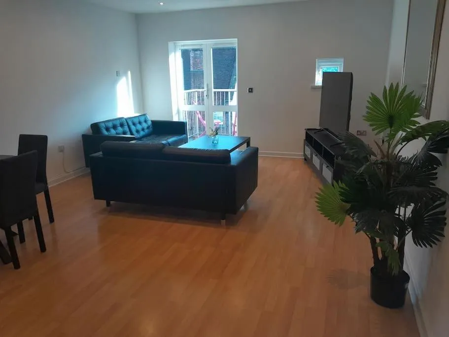 Image of City Centre Apartment with Parking