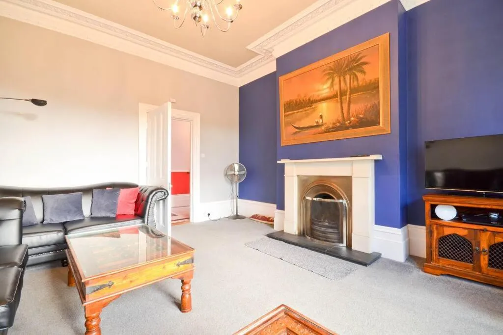 Image 4 of Clevelands Country House Holiday Rental 10 Guests