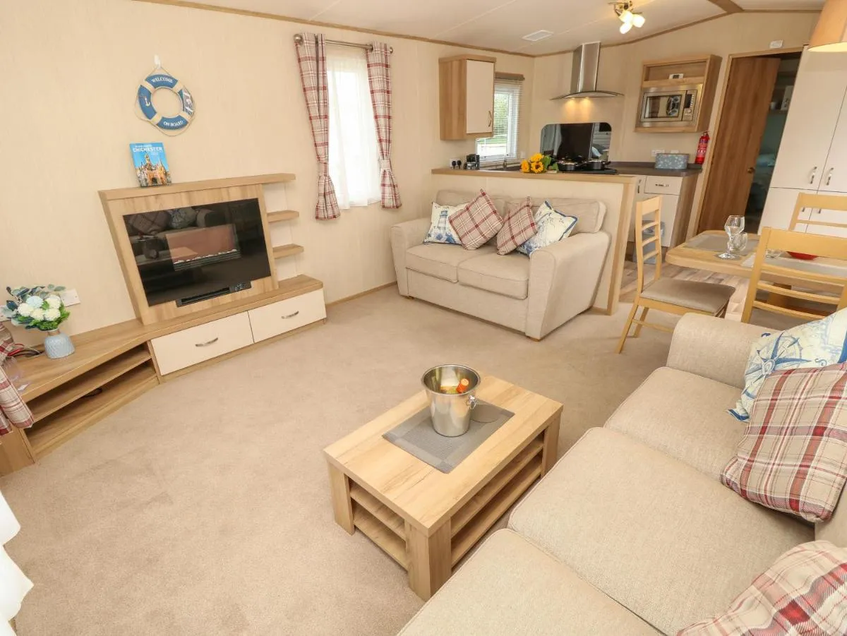 Image 4 of Coastal Cottage