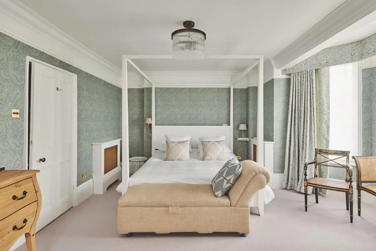 Image 1 of Coastal Manor Retreat
