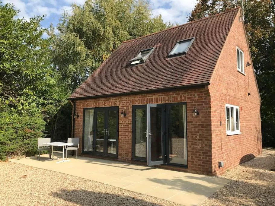 Image of Contemporary Cottage outside South Harting