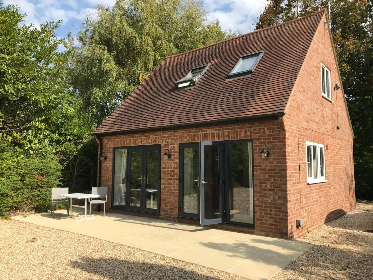 Image 5 of Contemporary Cottage outside South Harting