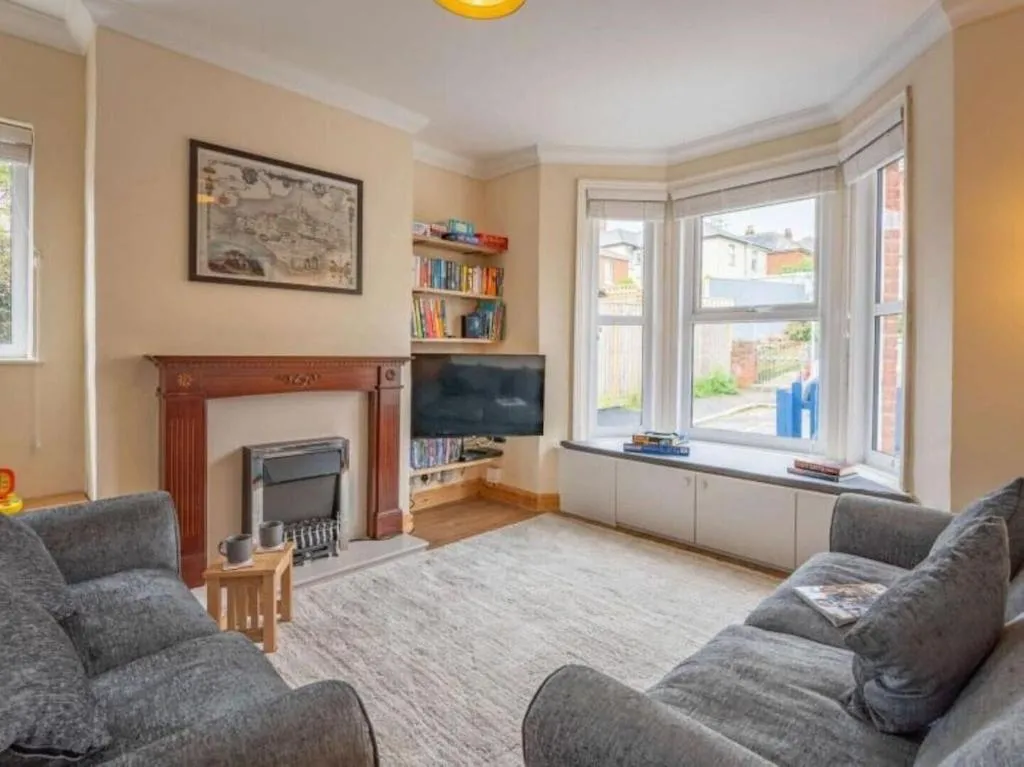 Image of Cooper Cottage – 3 bedroom seaside house