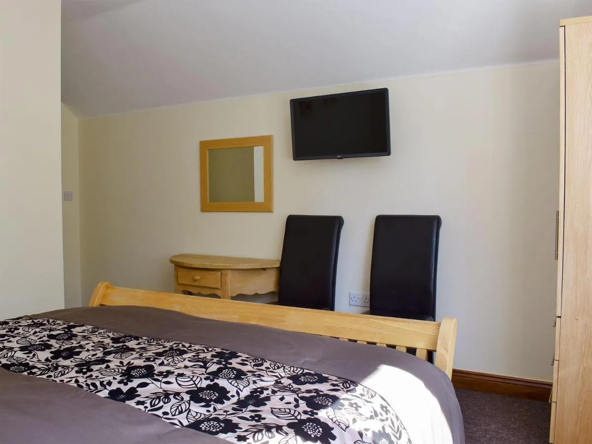 Image 3 of Copperfield Lodge