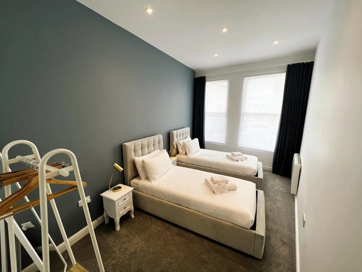Image 1 of Cross Street Apartment