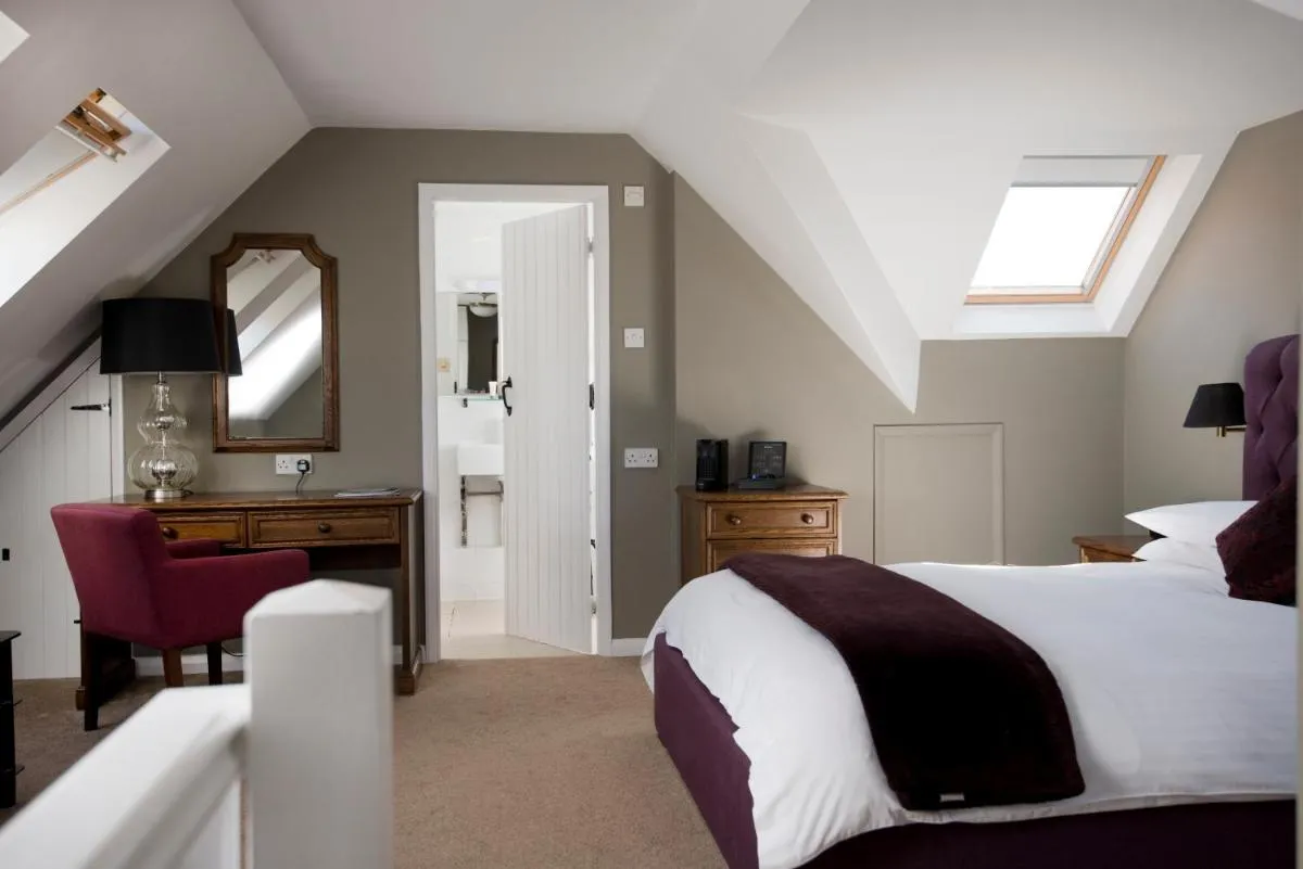 Image 1 of Crouchers Hotel