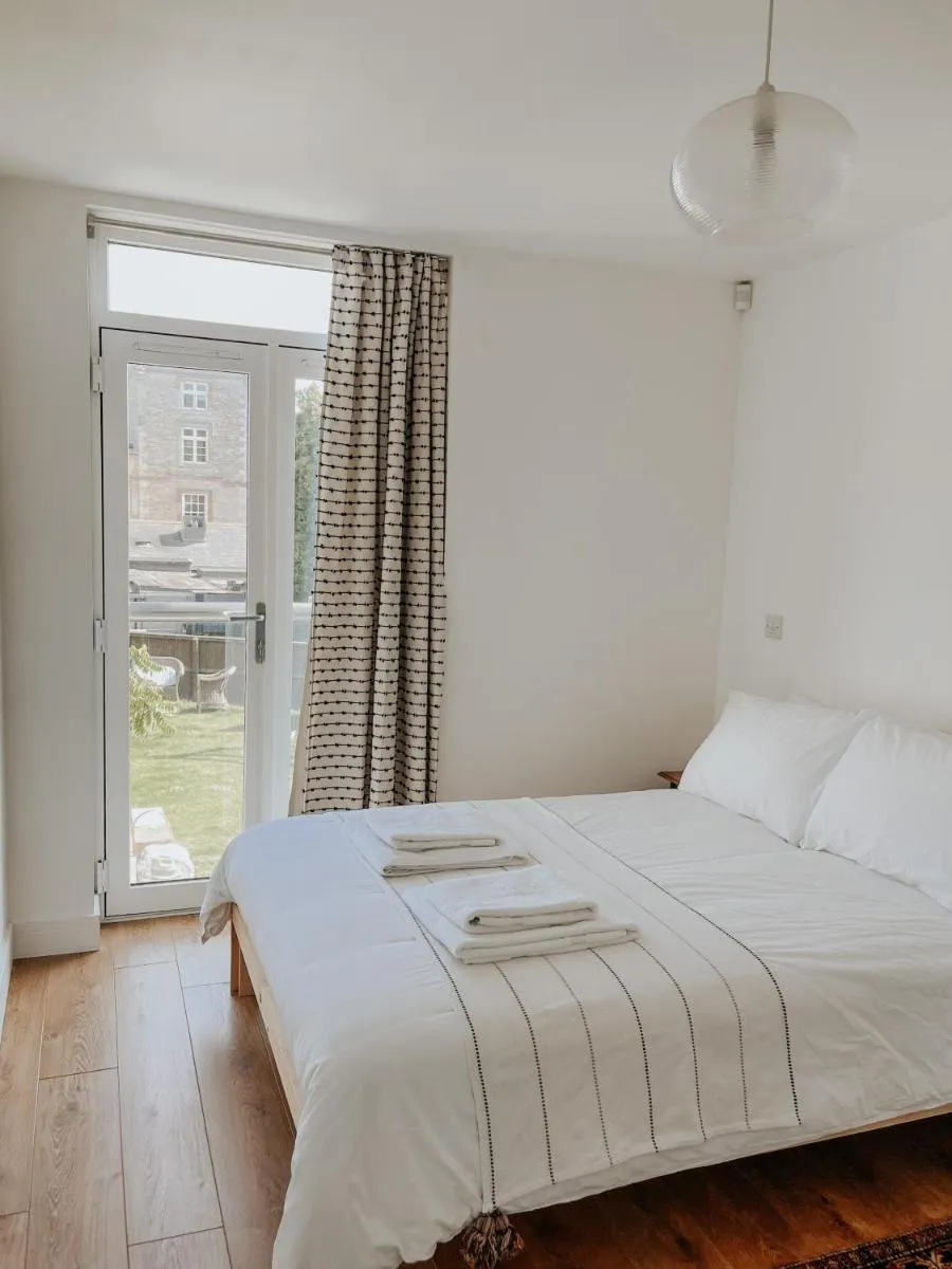 Image 3 of East Street Beach House – luxury living by the sea
