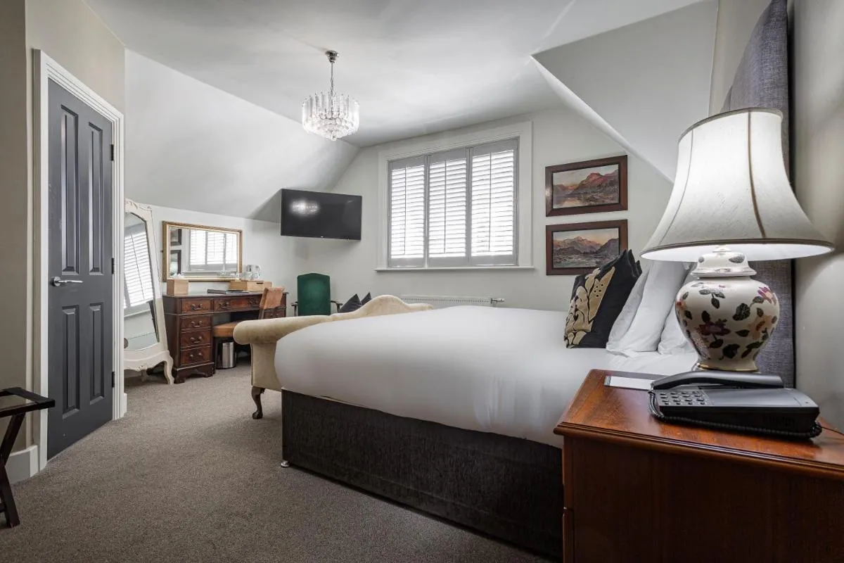 Image 1 of Forest Park Country Hotel & Inn, Brockenhurst, New Forest, Hampshire
