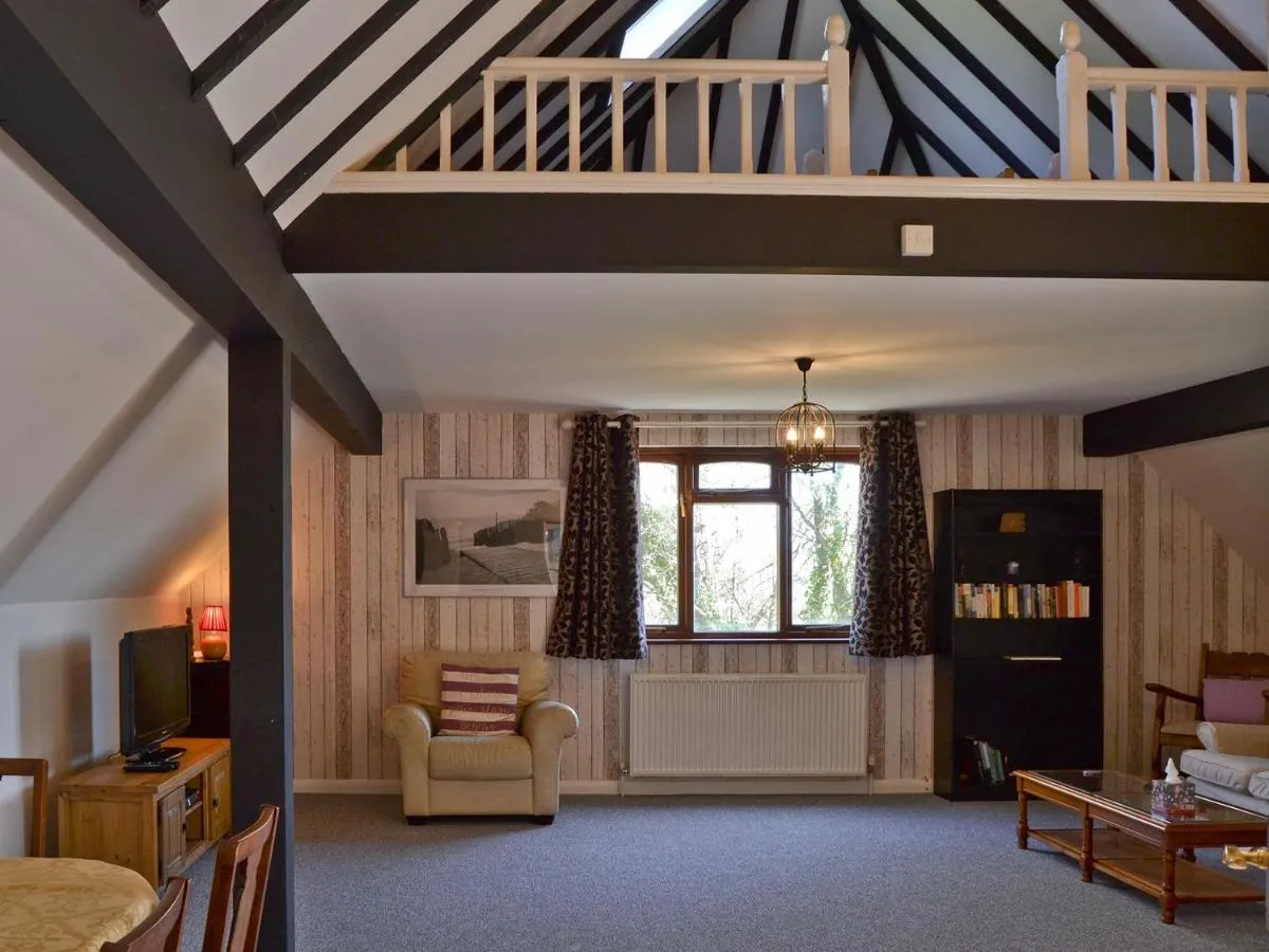 Image 3 of Greenwood Cottage