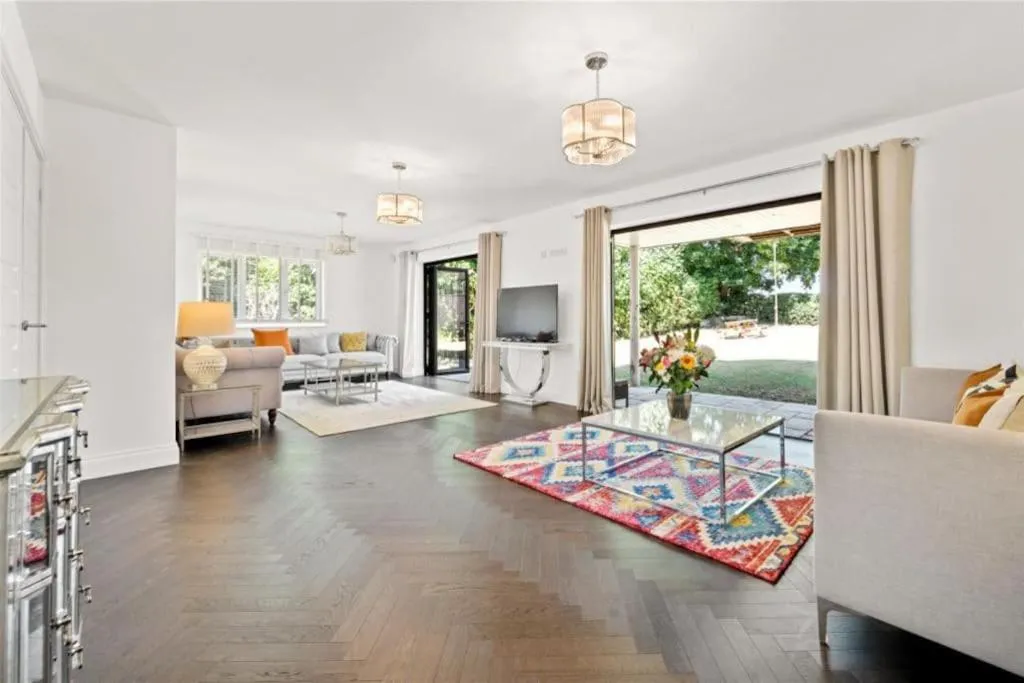 Image of Hampshire gated home in exclusive location