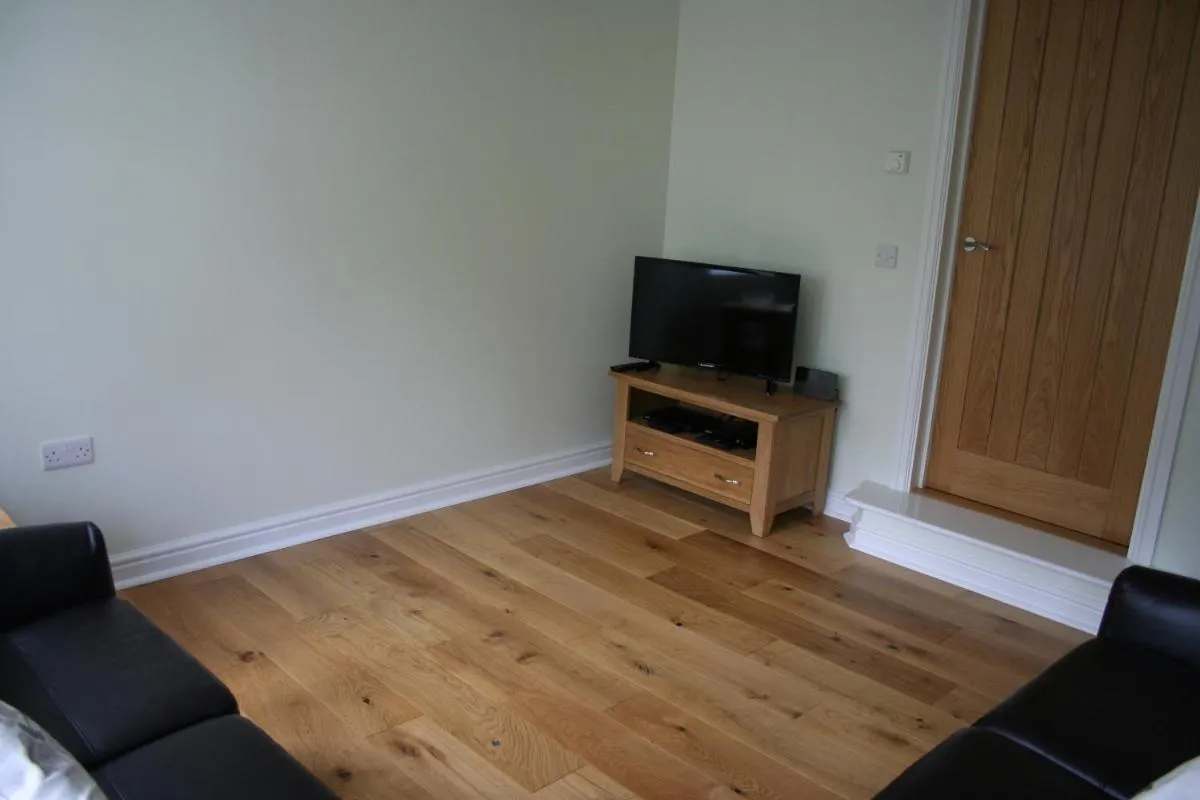 Image 3 of Highlands Apartment 3