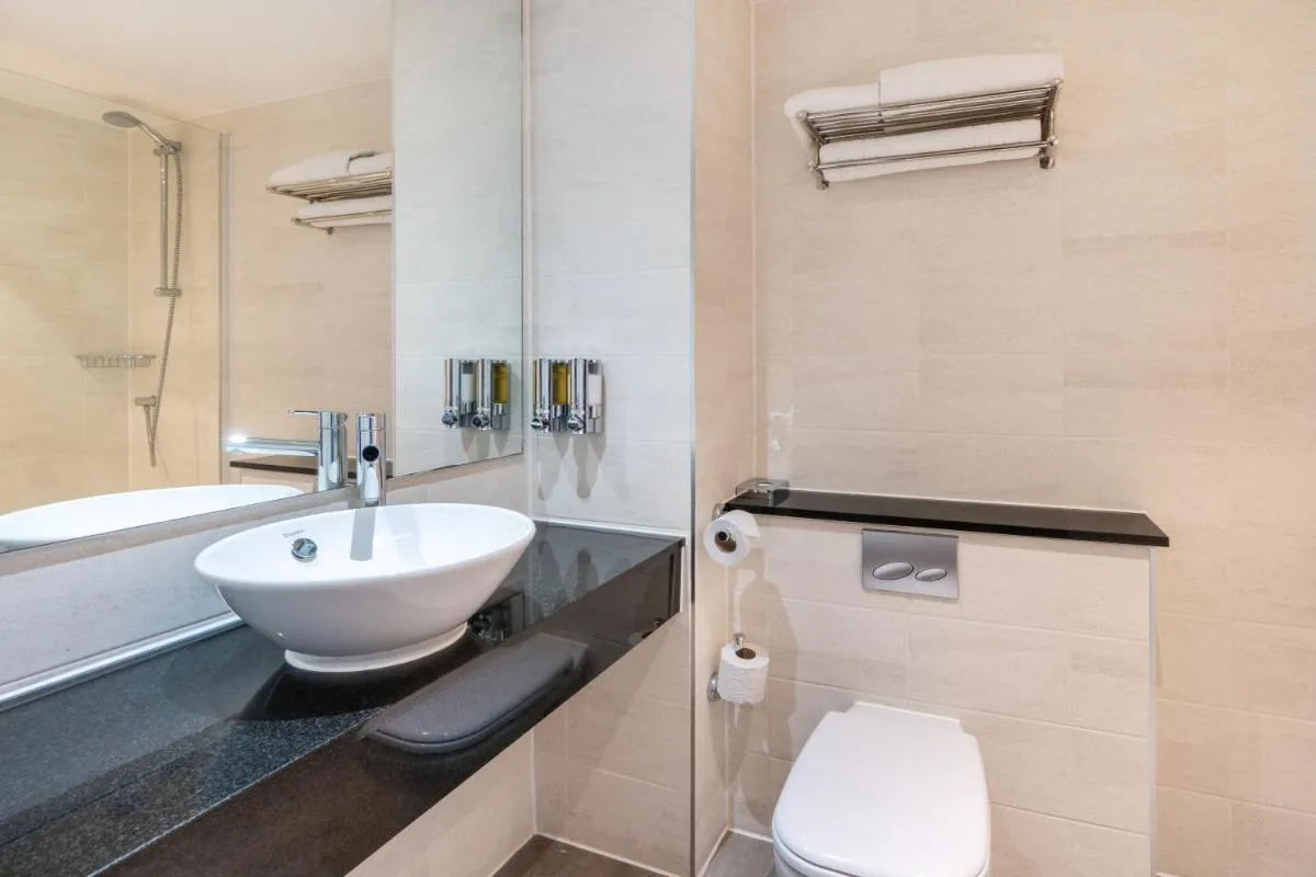 Image 2 of Holiday Inn Fareham Solent, an IHG Hotel