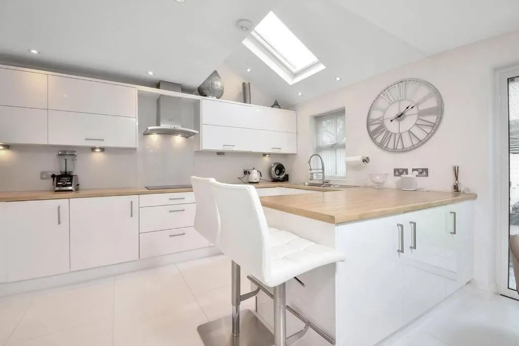 Image 2 of Home in Southsea, Portsmouth, Close to the Sea