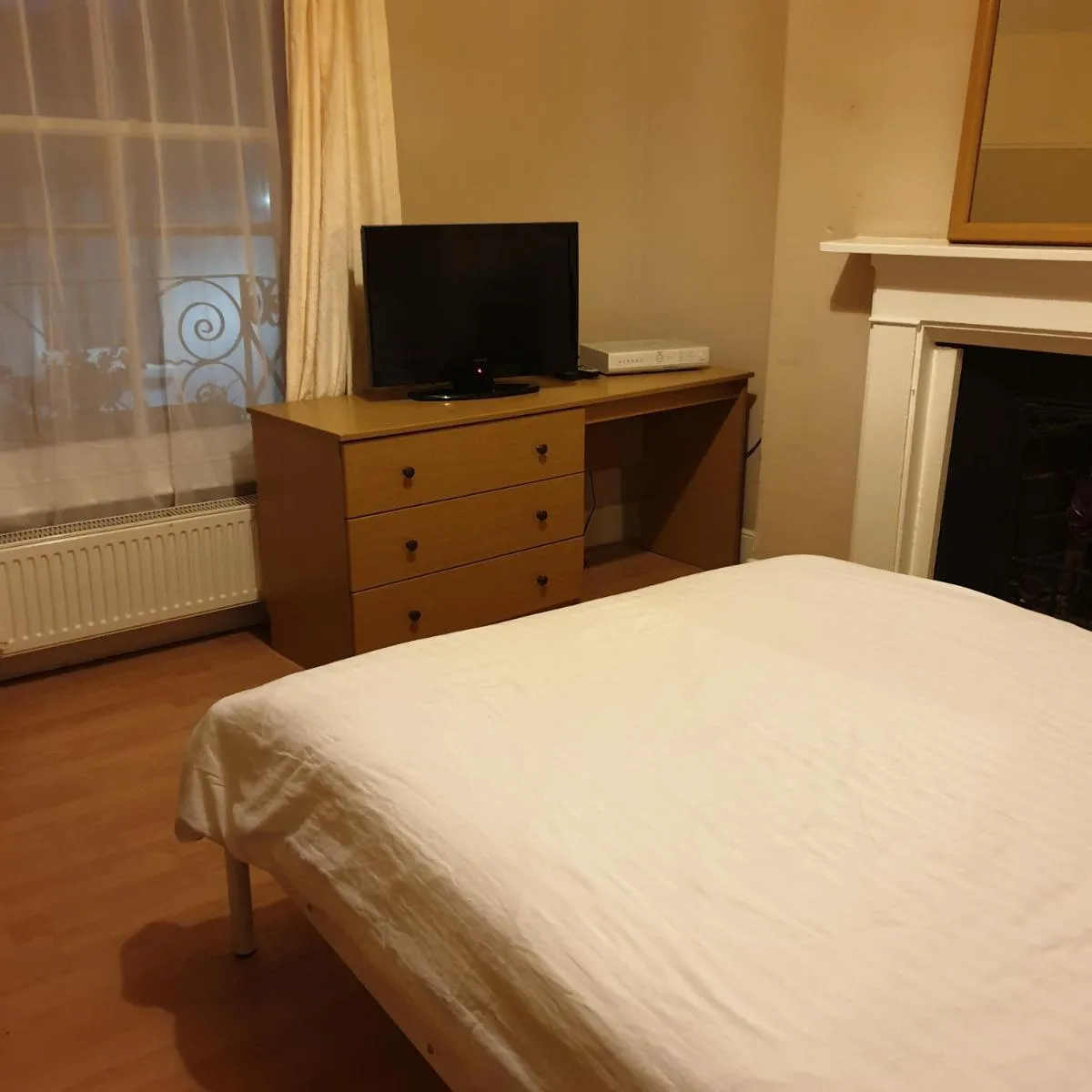 Image 6 of Homeleigh Apartments- Isle of Wight