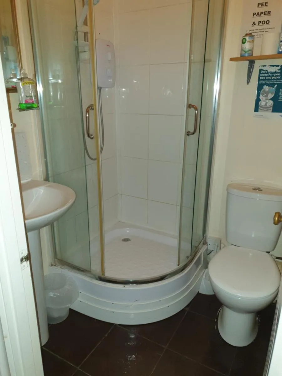 Image 5 of Homeleigh Apartments- Isle of Wight