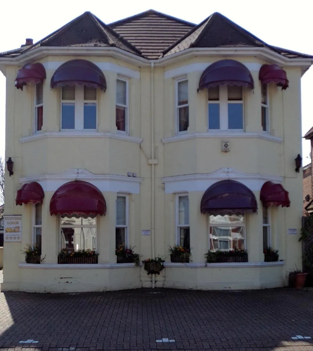Image 3 of Hunters Lodge Guest House