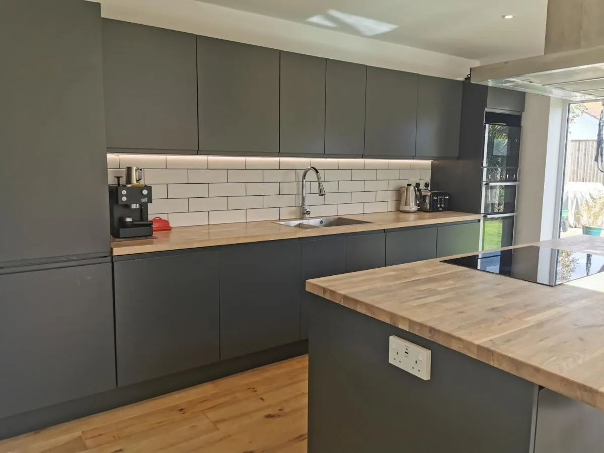 Image 2 of Iona 4 bed luxury in the heart of Bracklesham Bay