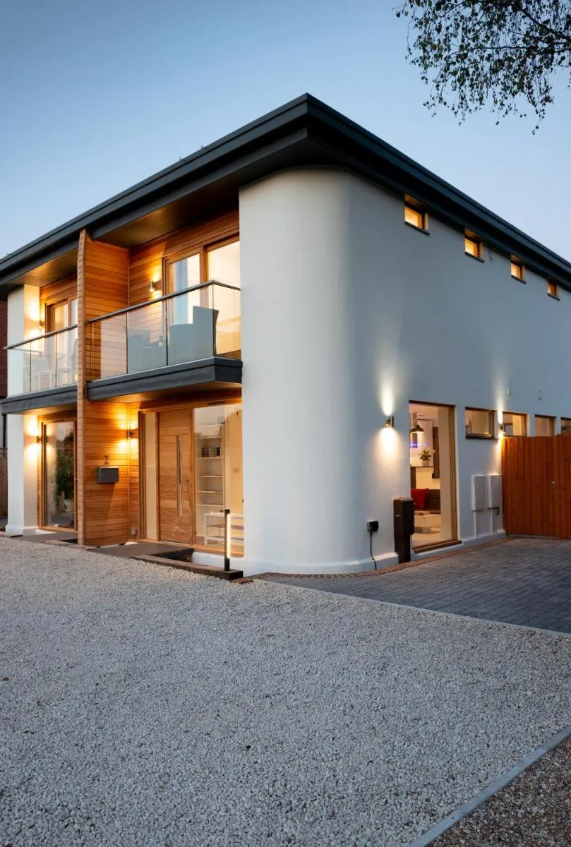 Image 5 of King Bed Joy Lane, Chichester near Goodwood
