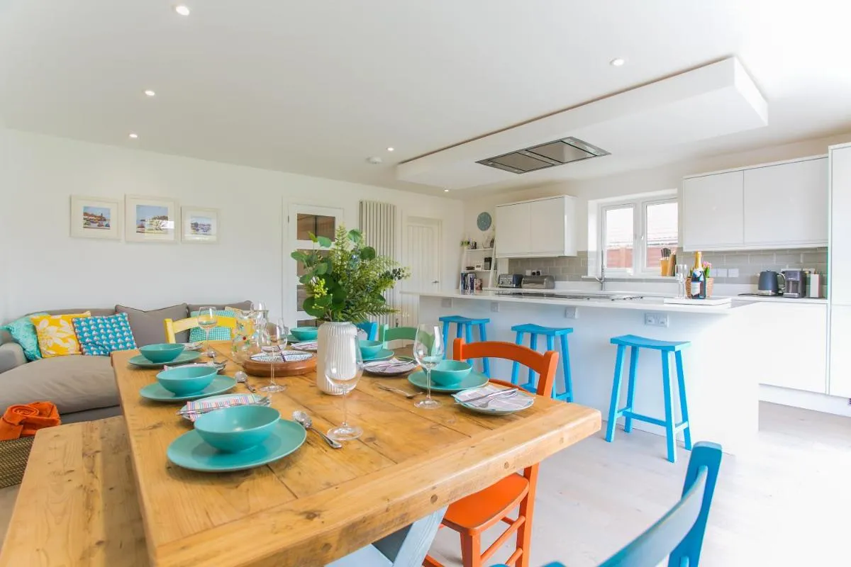 Image 1 of Kingsmead – Bracklesham Bay