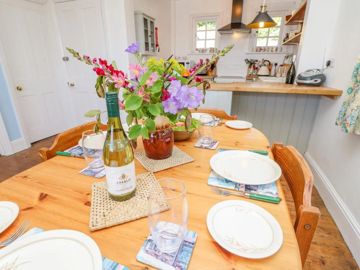 Image 3 of Ladylands Cottage
