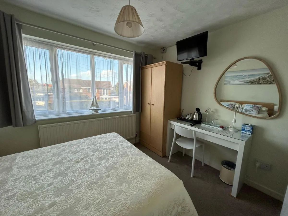 Image 4 of Leeward House B&B