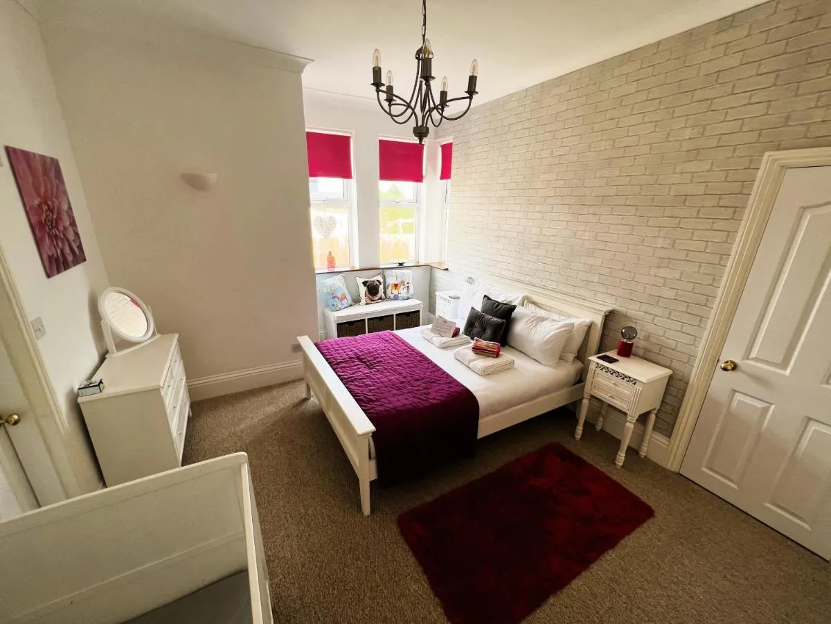 Image 2 of Littlestairs – Pet friendly