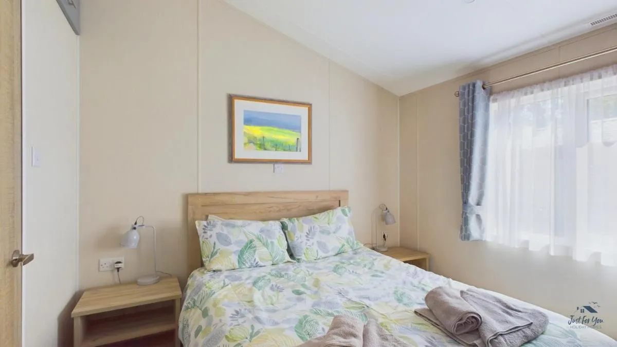 Image 1 of Long View in Roebeck Country Park, sleeps 4, beach 3.5 miles.