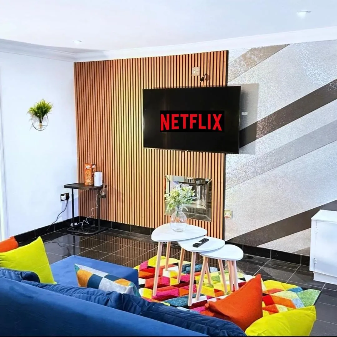 Image 6 of Long and short stay 35 percent Deal Holiday Home, Sleeps up to 8