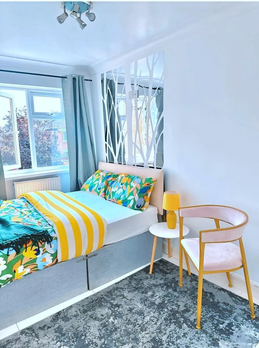 Image 3 of Long and short stay 35 percent Deal Holiday Home, Sleeps up to 8